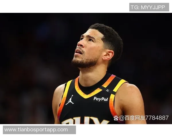 布克追身三分命中却遭裁判无视3加1机会球队分差扩大至20分以上