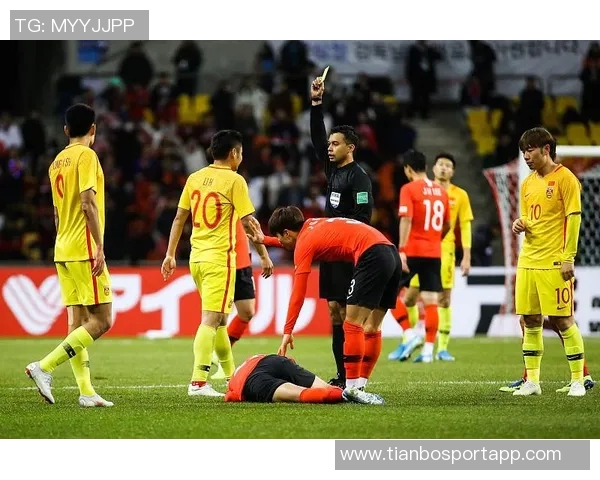 比尔西蒙斯看好黄蜂前景期待三球表现提升赢得球迷信任 比尔西蒙斯看好黄蜂前景期待三球表现提升赢得球迷信任