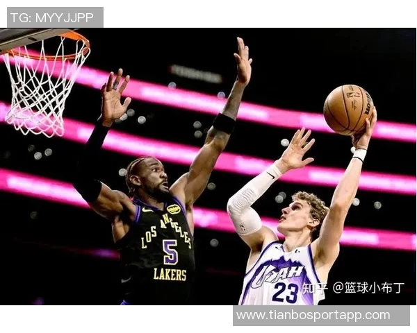 詹姆斯场均12助攻领跑联盟助攻榜引发美媒调侃评论 詹姆斯场均12助攻领跑联盟助攻榜引发美媒调侃评论