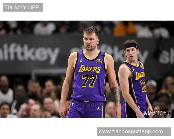 湖人新赛季四场比赛均有球员得分40东契奇和里夫斯表现惊艳
