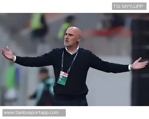 卡拉格评论马雷斯卡言论直指俱乐部高层下赛季执教前景堪忧